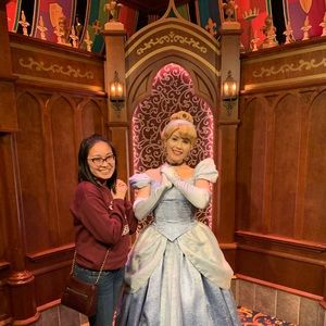 Meet your Posher, Wendy